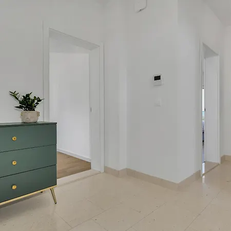 アパート Bacula Veliko Brdo